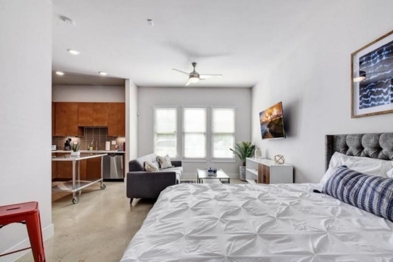 Vibrant Downtown Studio Wifi Pool Gym San Antonio Extérieur photo